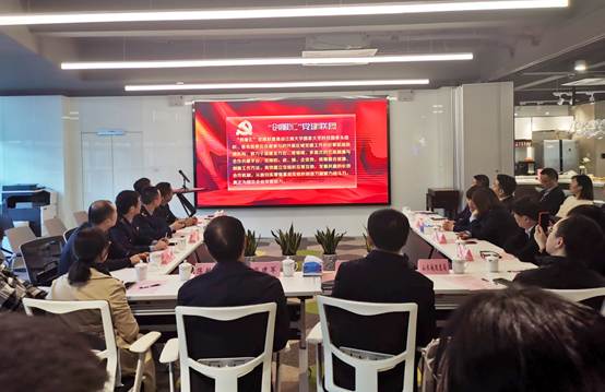 说明: 观看视频.jpg